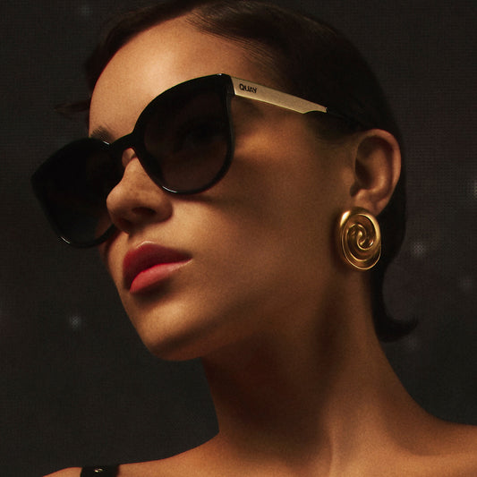 QUAY Date Night Sunglasses - Black/Smoke