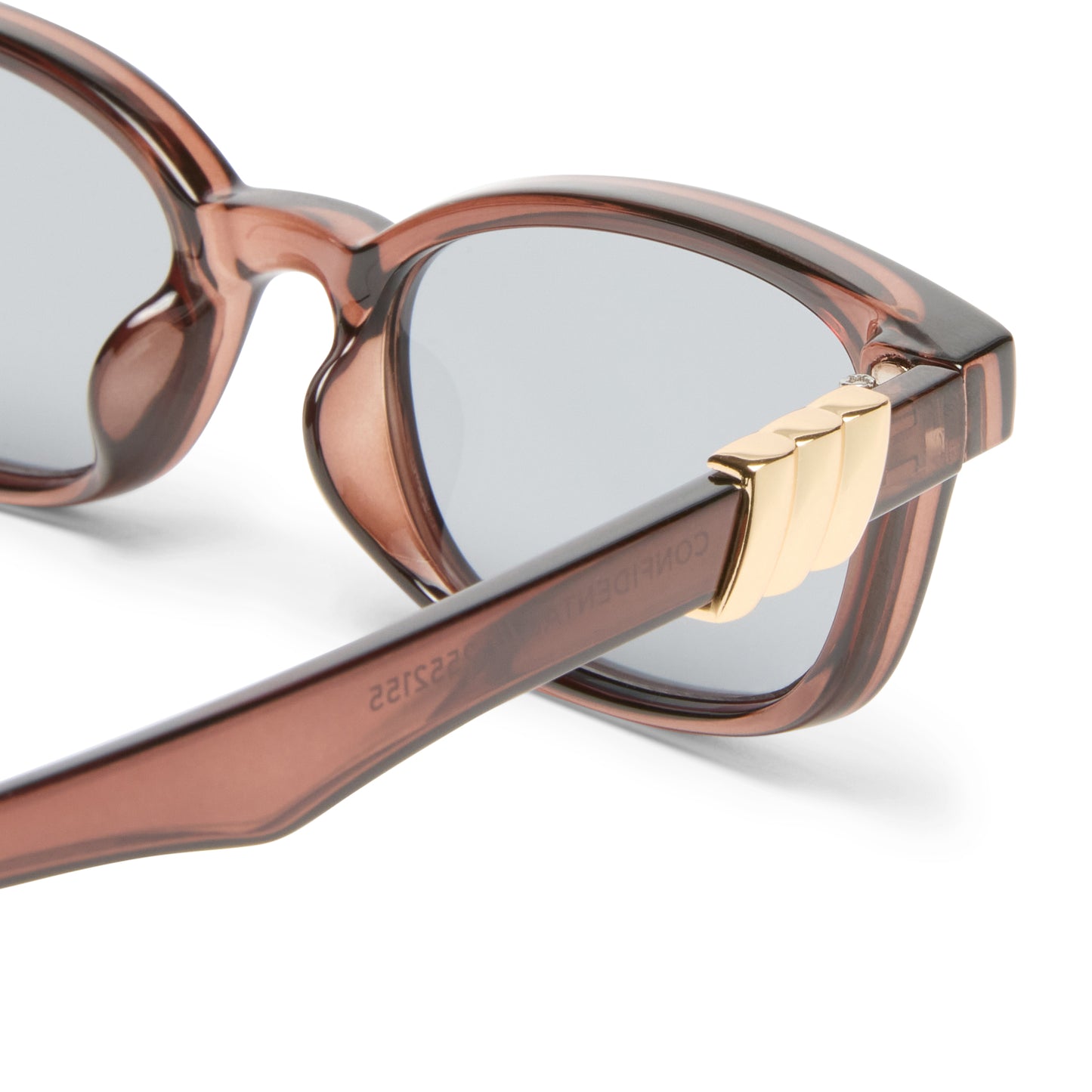 Le Specs Confidential | Coco