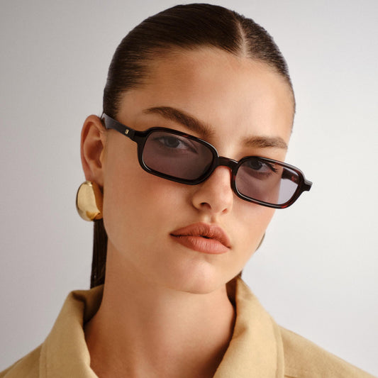 Le Specs Pilferer | Cherry Tort