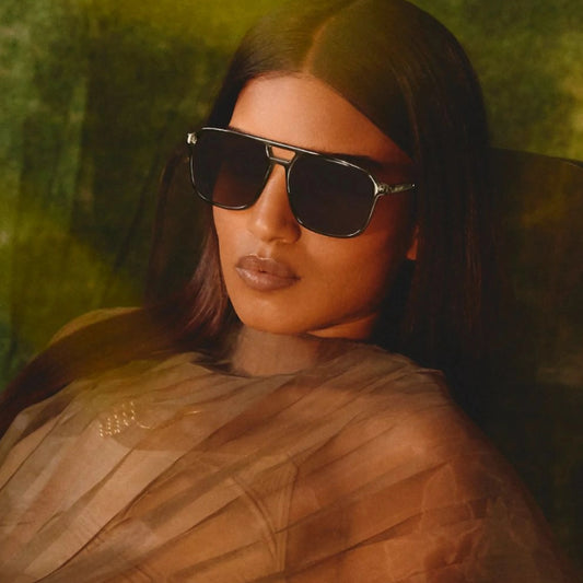 QUAY On The Fly Large Sunglasses - Oat/Sepia