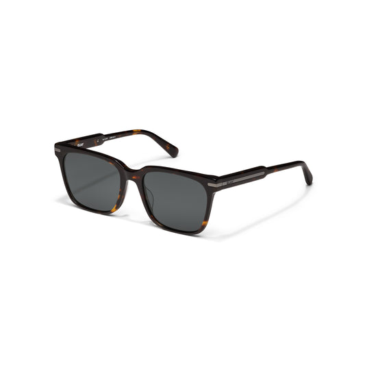 QUAY Recap Sunglasses - Dark Tort/Smoke