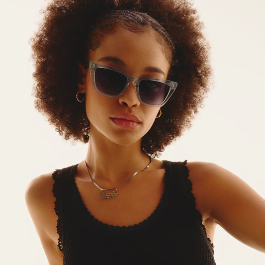 QUAY Call The Shots Sunglasses - Doe/Dark Fawn