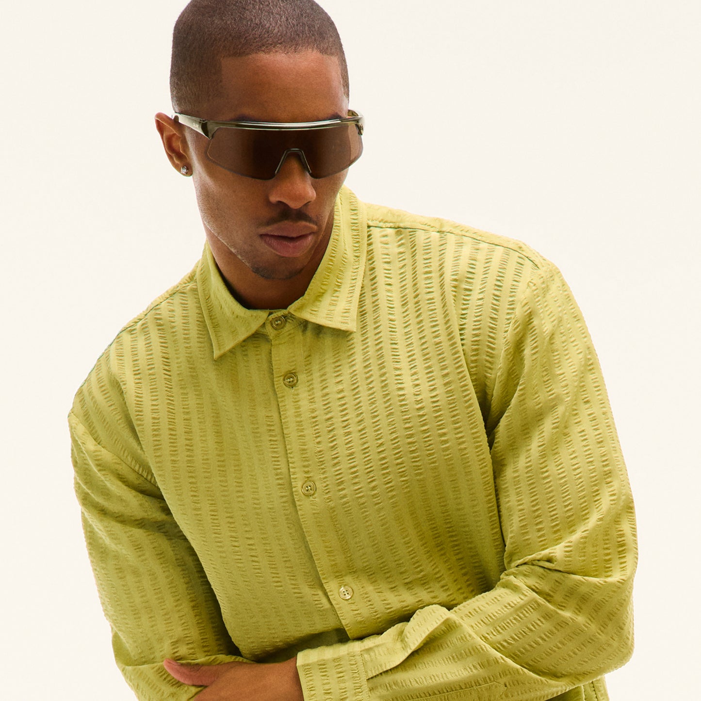 QUAY Clock It Sunglasses - Olive/Brown