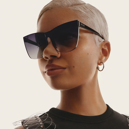 QUAY Come Thru Sunglasses - Black/Teal Glow
