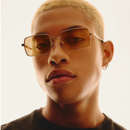 QUAY Dnd Sunglasses - Gold/Sunflower