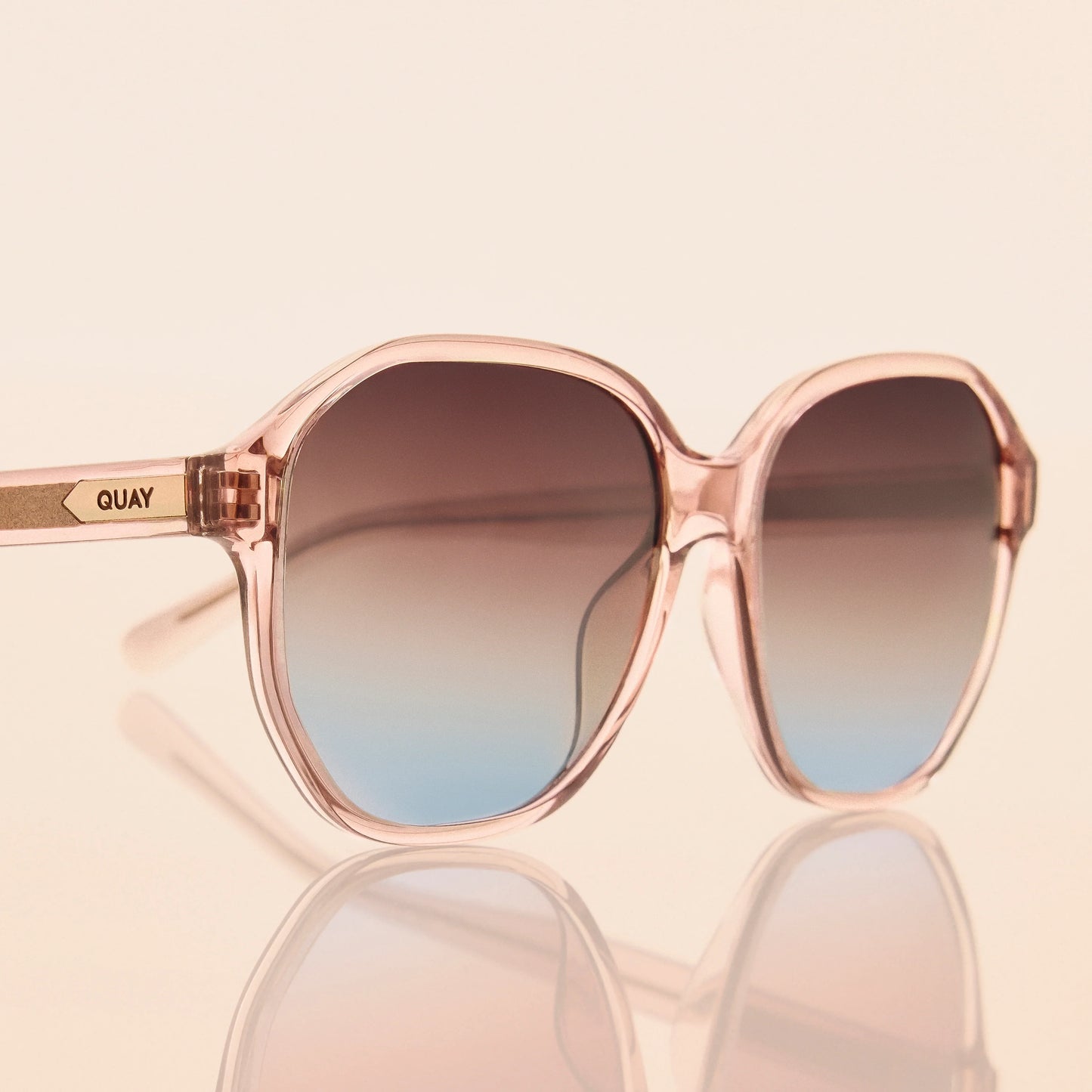 QUAY Guess Again Sunglasses - Doe/Brown Blue