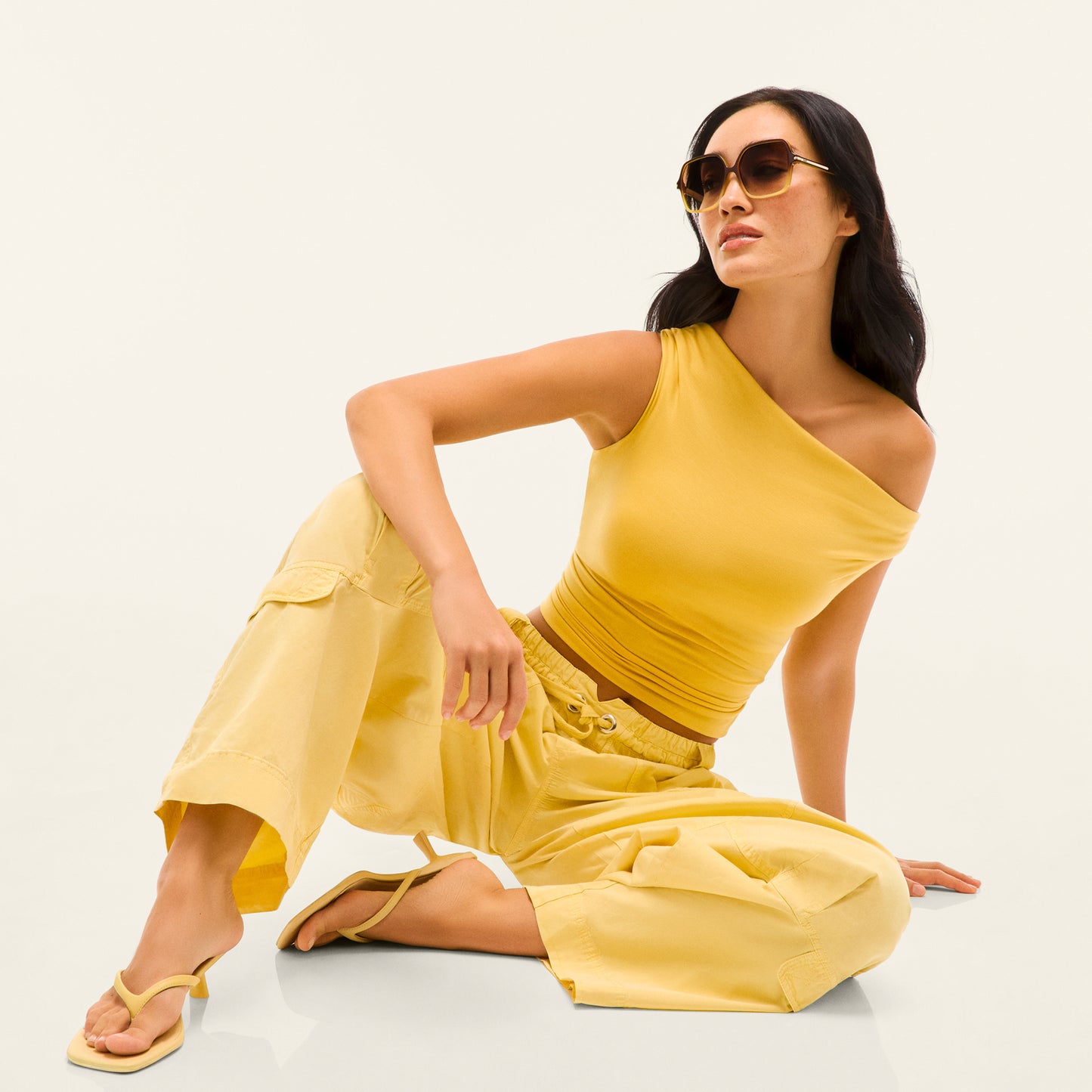QUAY Press Tour Sunglasses - Daisy Ombre/Sepia