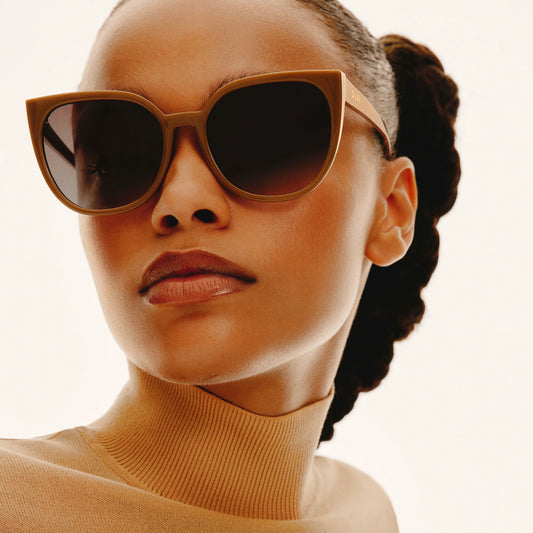 QUAY Staycation Sunglasses - Doe/Brown