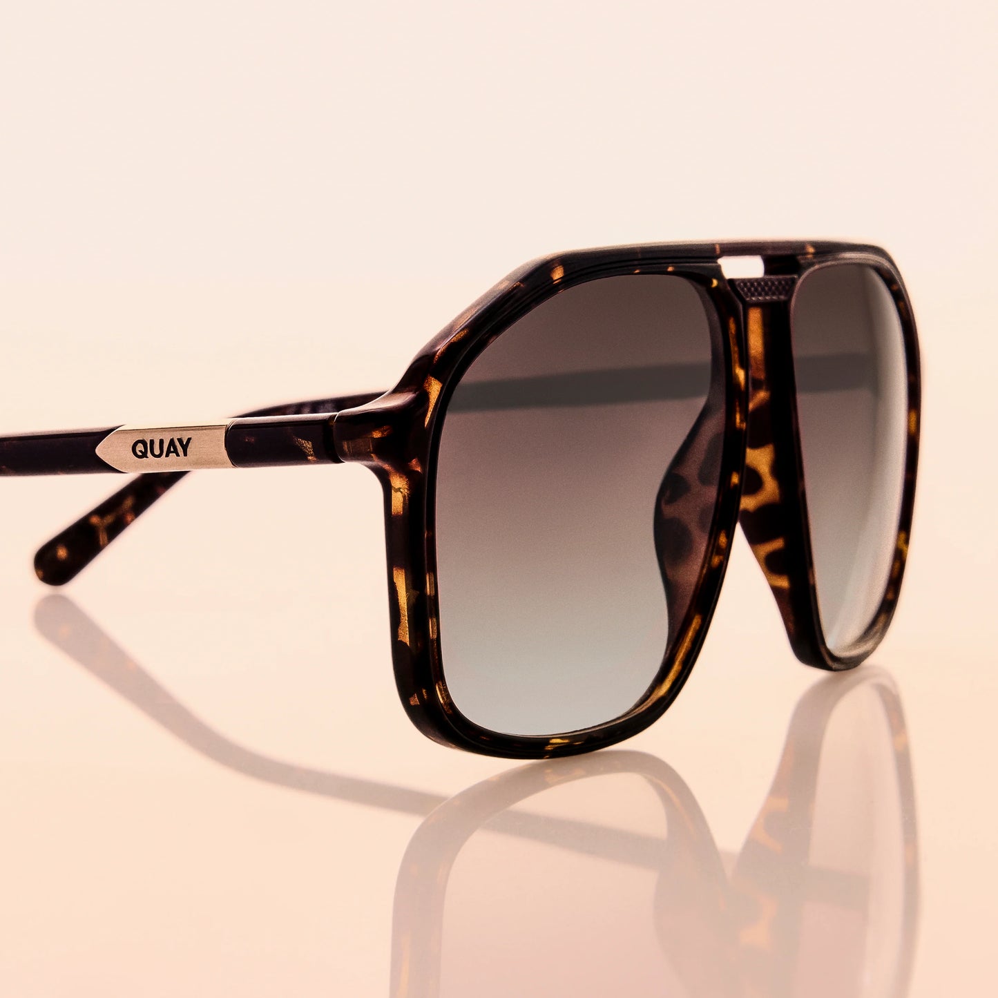 QUAY Studio Sesh Sunglasses - Dark Tort/Brown