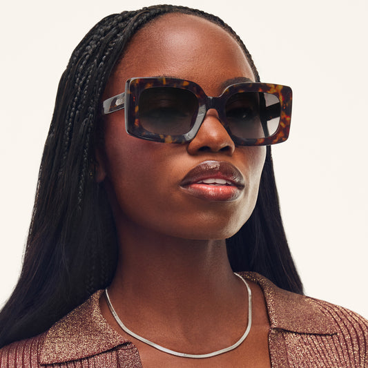 QUAY Talk Show Sunglasses - Neutral Tort/Smoke Taupe