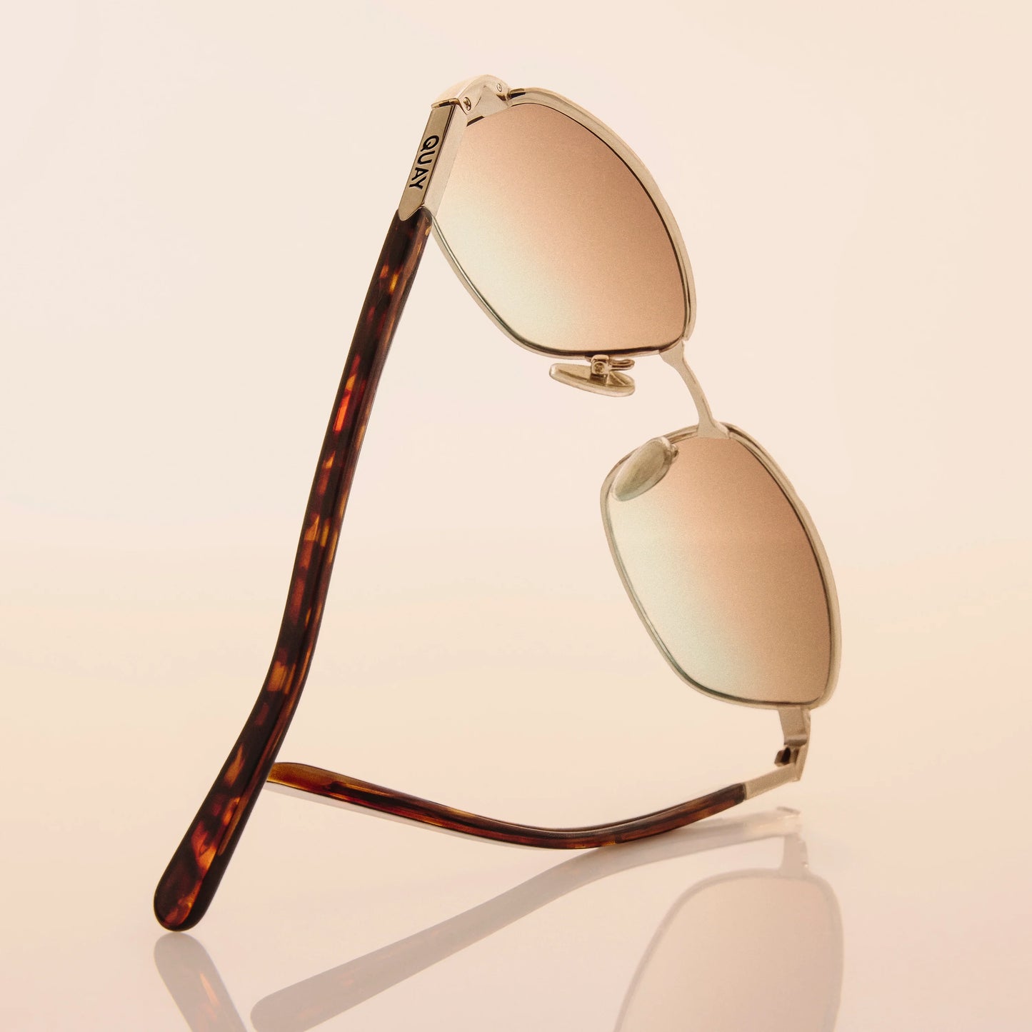 QUAY Text Me Sunglasses - Gold/Sepia