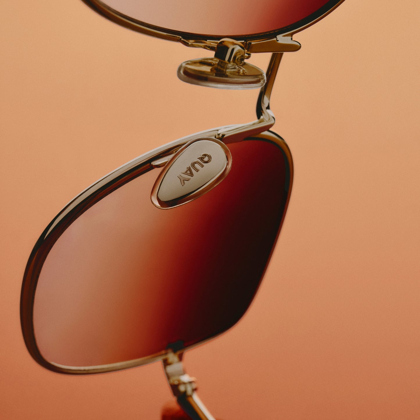 QUAY Uptown Sunglasses - Brushed Gold/Maple Honey