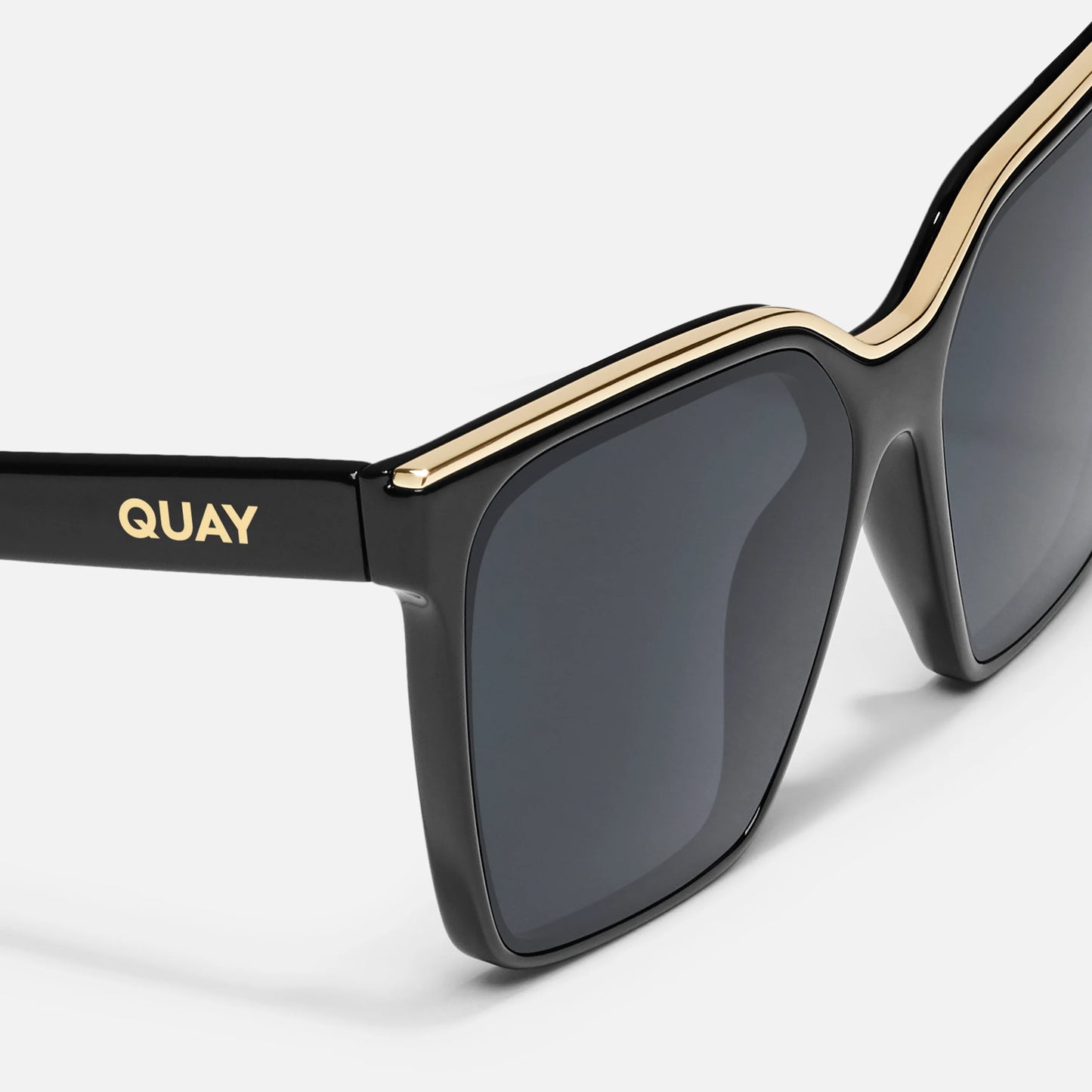 QUAY Level Up Sunglasses - Black Gold/Smoke