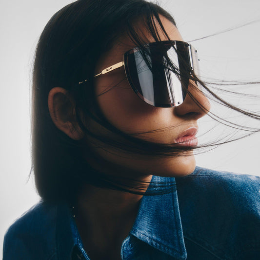 QUAY On Set Sunglasses - Gold/Black