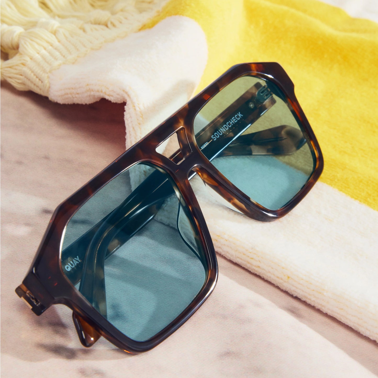 QUAY Soundcheck Sunglasses - Amber Tort/Aqua