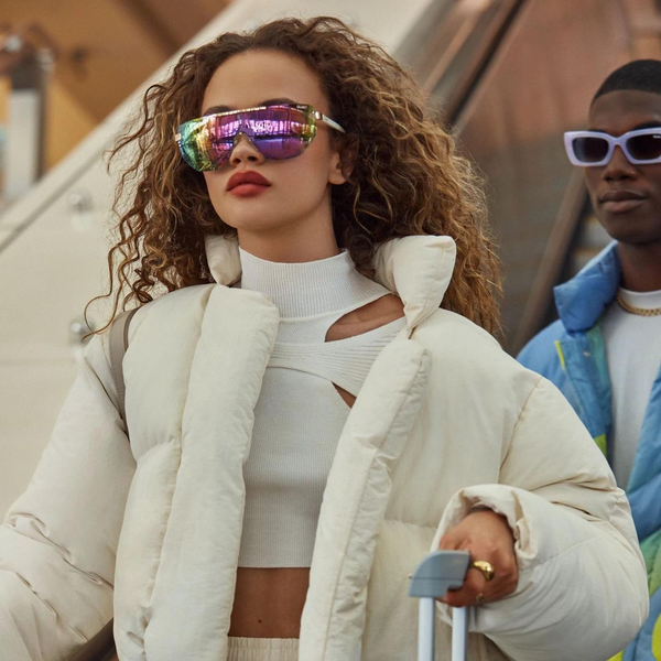 QUAY On The Edge Sunglasses - Bone/Pink Mirror Polarized