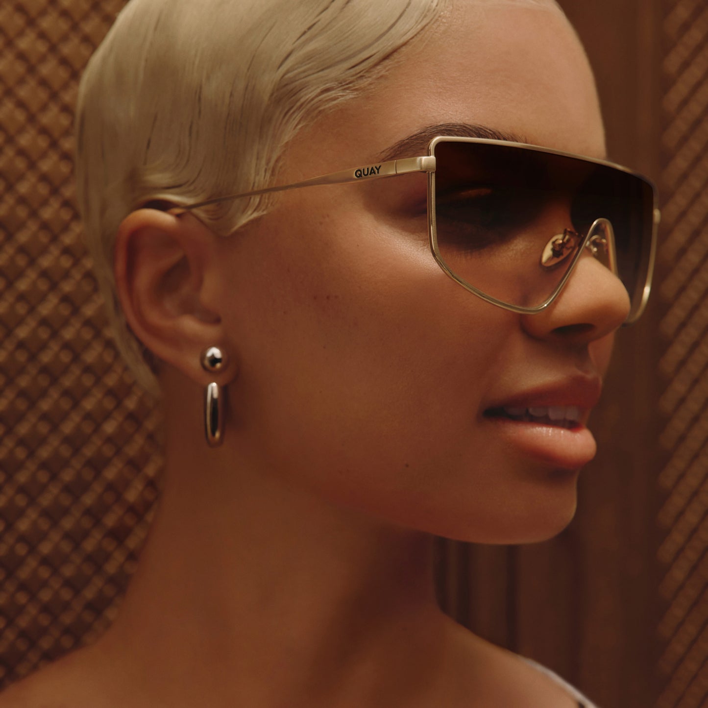 QUAY Entourage Sunglasses - Gunmetal/Smoke (Limited Edition)