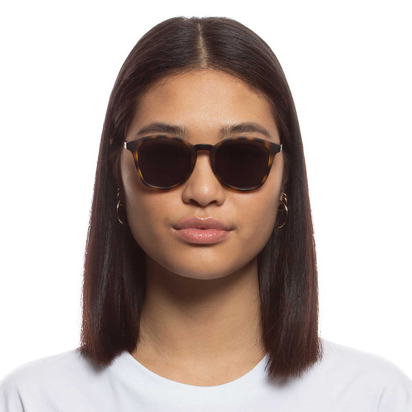 Le Specs Contraband | Matte Tort