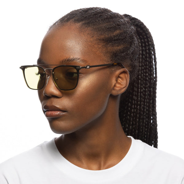 Le Specs Sheesh | Bright Gold