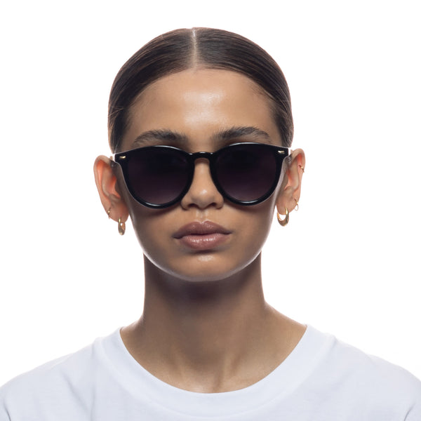 Le Specs Fire Starter | Black Cool Smoke Grad
