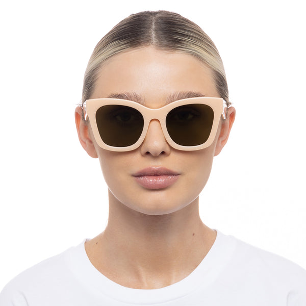 Le Specs Showstopper | Butterscotch