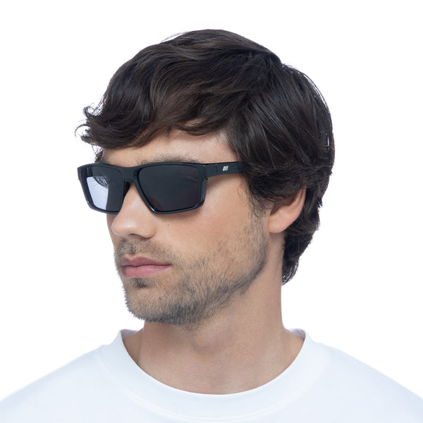 Le Specs Dauntless | Black Polarized Sunglasses