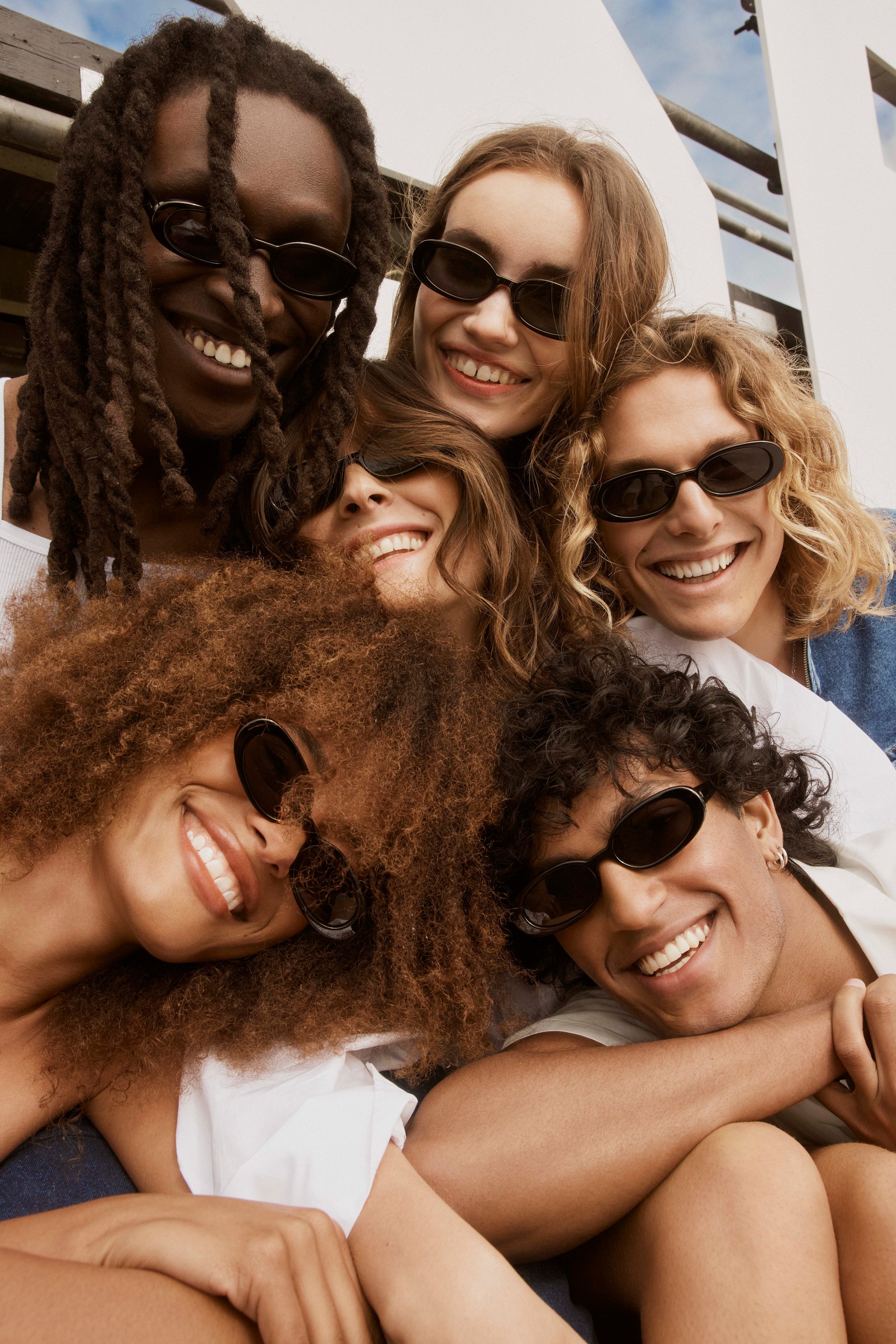 Le Specs Outta Love | Black Oval Sunglasses - Official