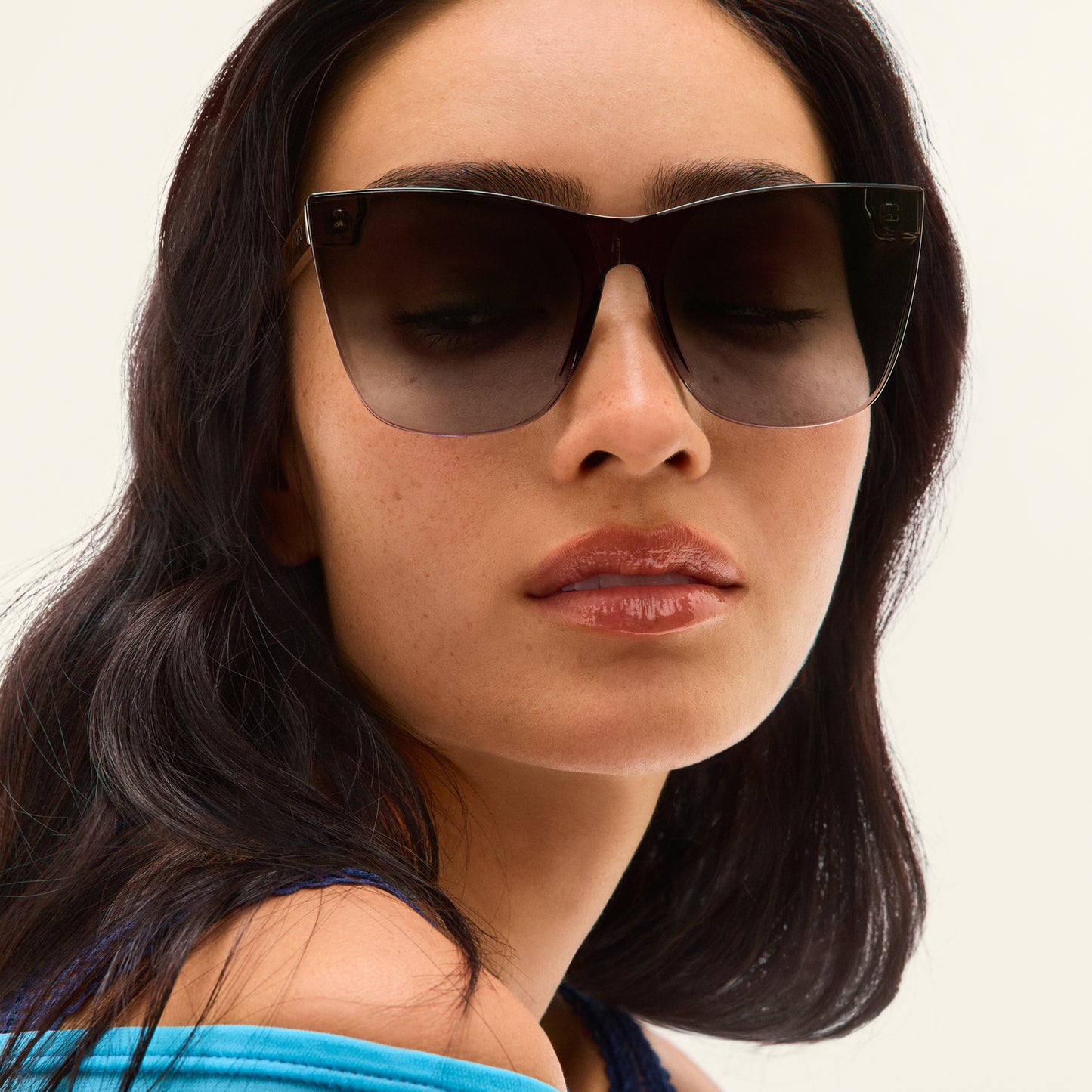 QUAY Come Thru Sunglasses - Dark Brown/Bronze Glow