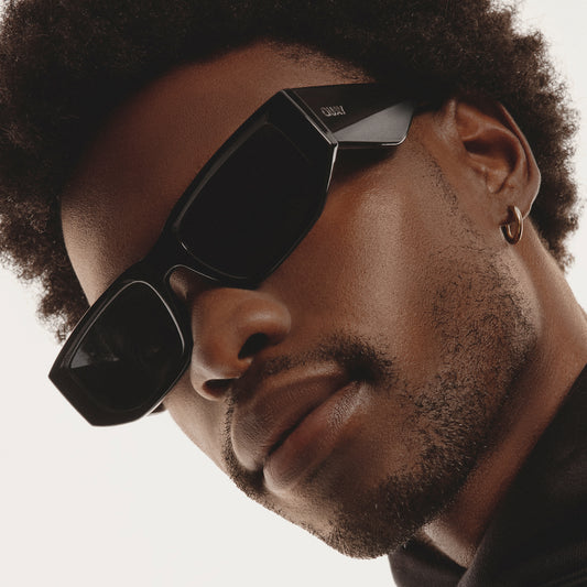 QUAY Good Time Sunglasses - Black/Black