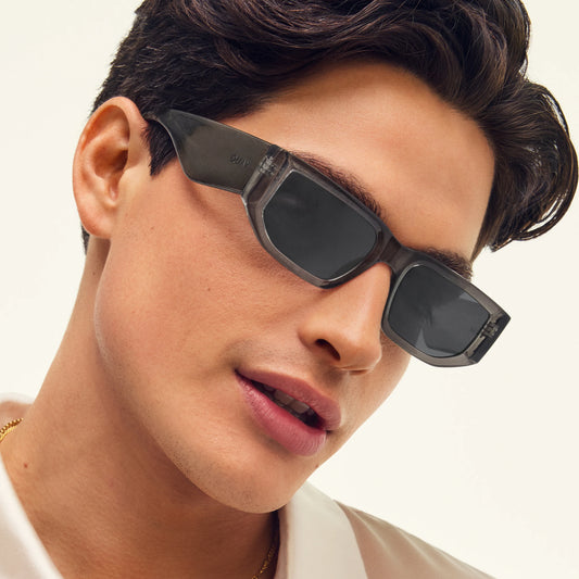QUAY Good Time Sunglasses - Grey/Smoke