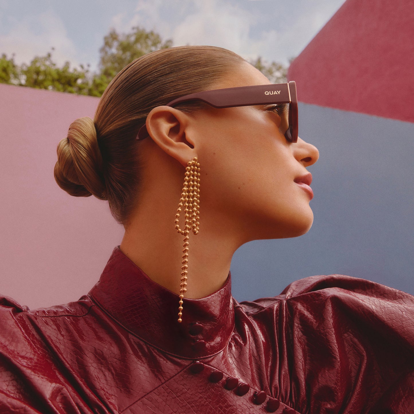 QUAY Hyped Up Sunglasses - Dahlia/Brown