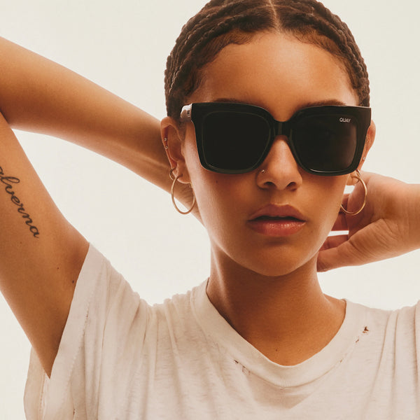 QUAY Icy Sunglasses - Black/Black Polarized