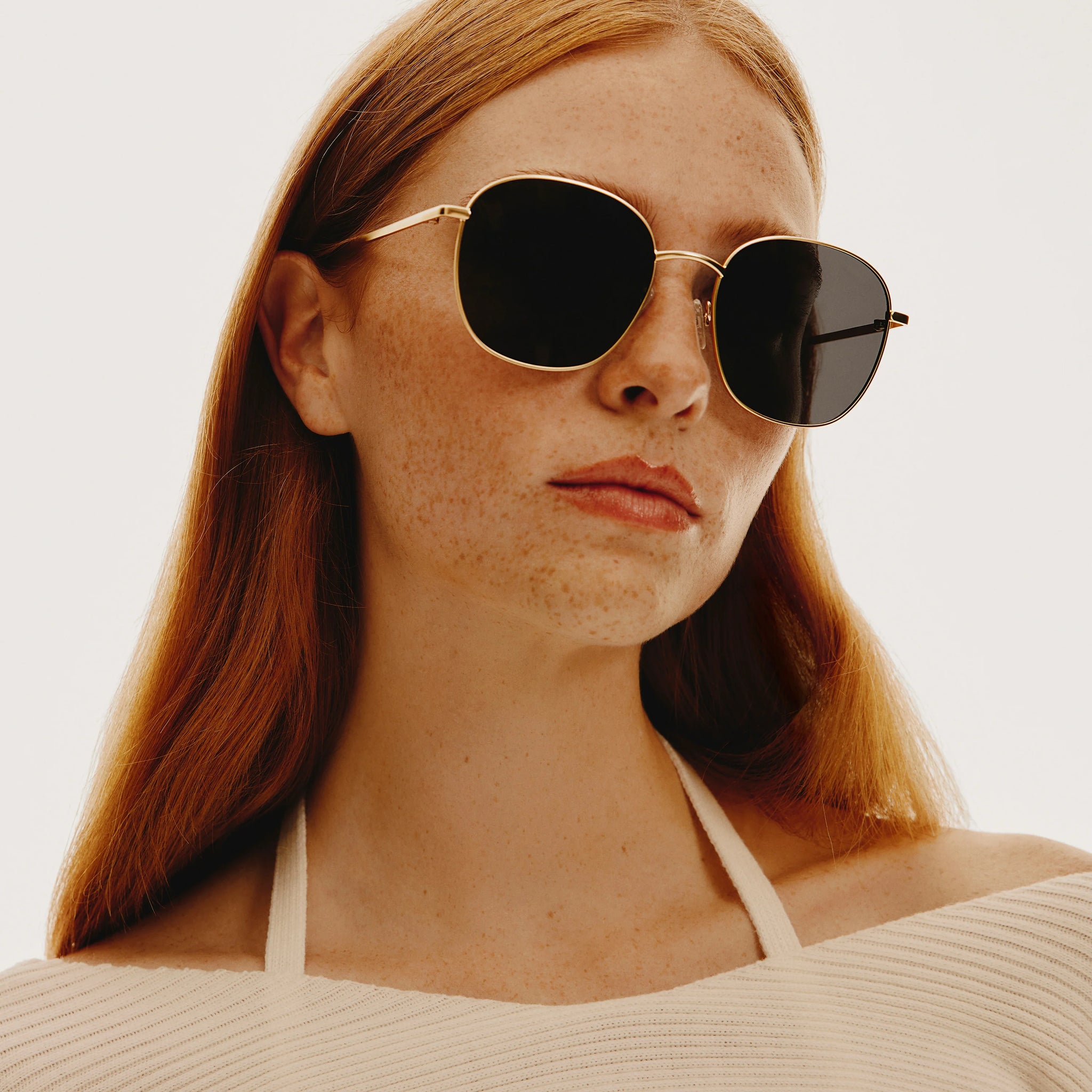QUAY Jezabell Sunglasses - Gold/Smoke