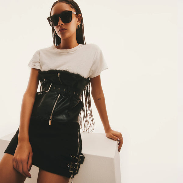 QUAY Name Drop Sunglasses - Black/Black Polarized