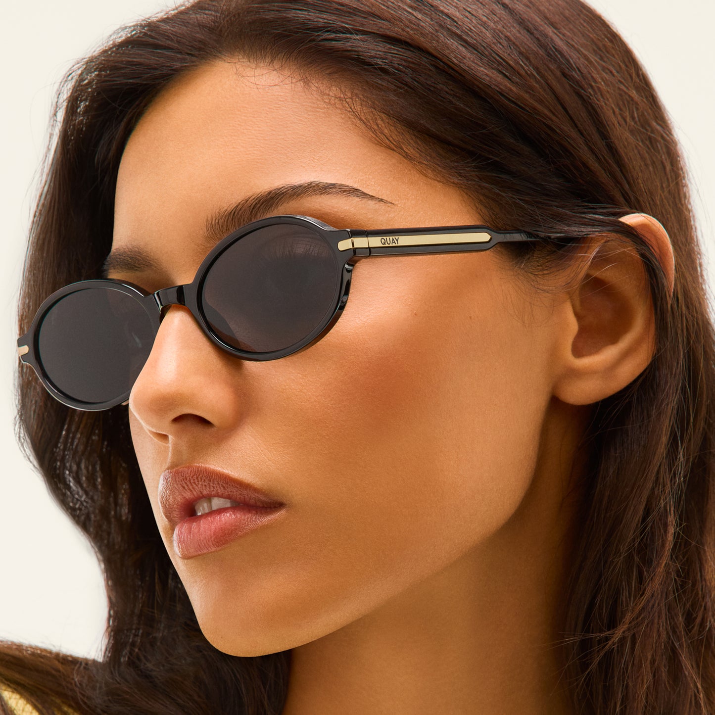 QUAY Nevermind Sunglasses - Black/Smoke