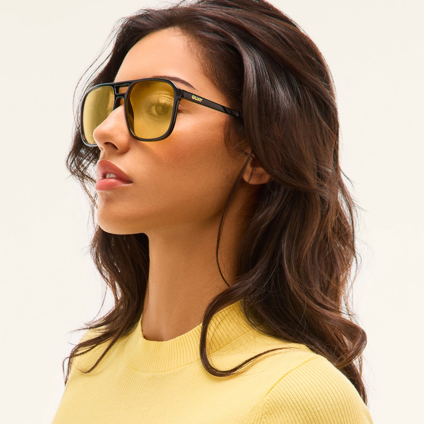 QUAY On The Fly Sunglasses - Dark Brown/Tan