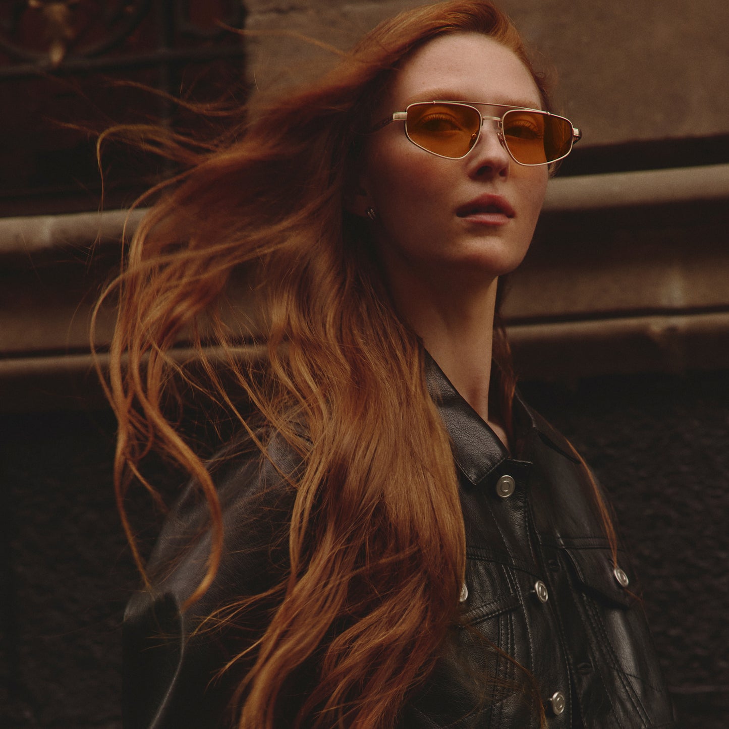 QUAY Pit Stop Sunglasses - Brushed Gold/Honey