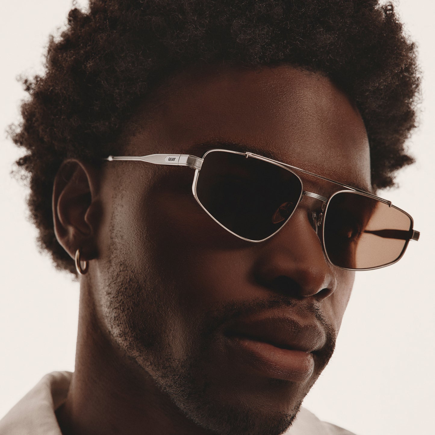QUAY Pit Stop Sunglasses - Gunmetal/Smoke