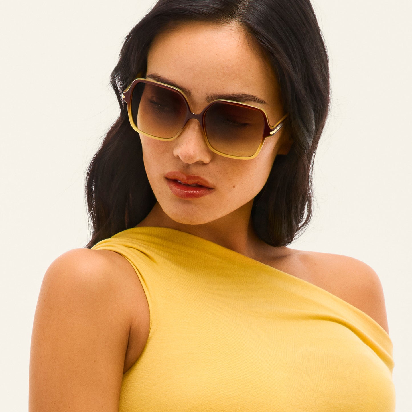 QUAY Press Tour Sunglasses - Daisy Ombre/Sepia