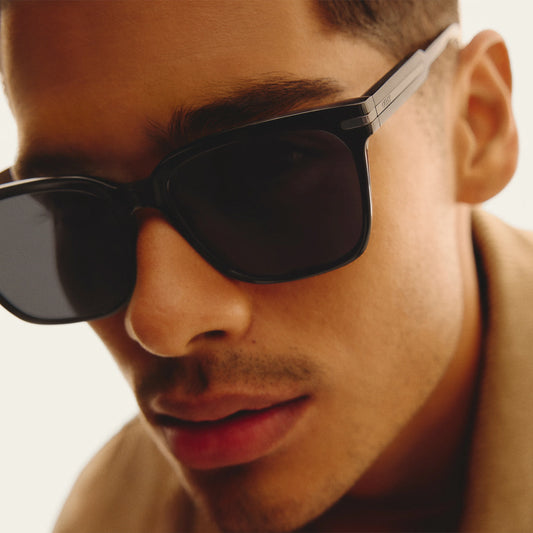 QUAY Recap Sunglasses - Black/Black Polarized