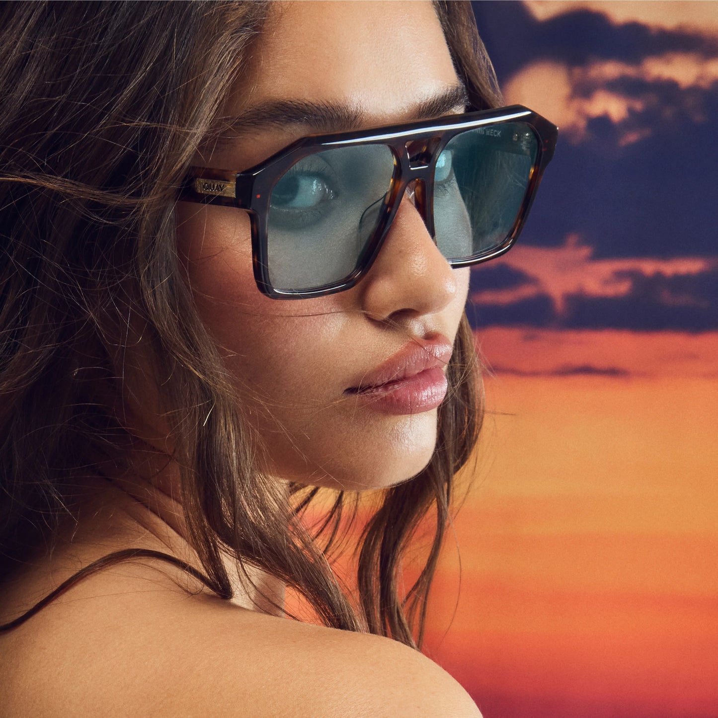 QUAY Soundcheck Sunglasses - Amber Tort/Aqua