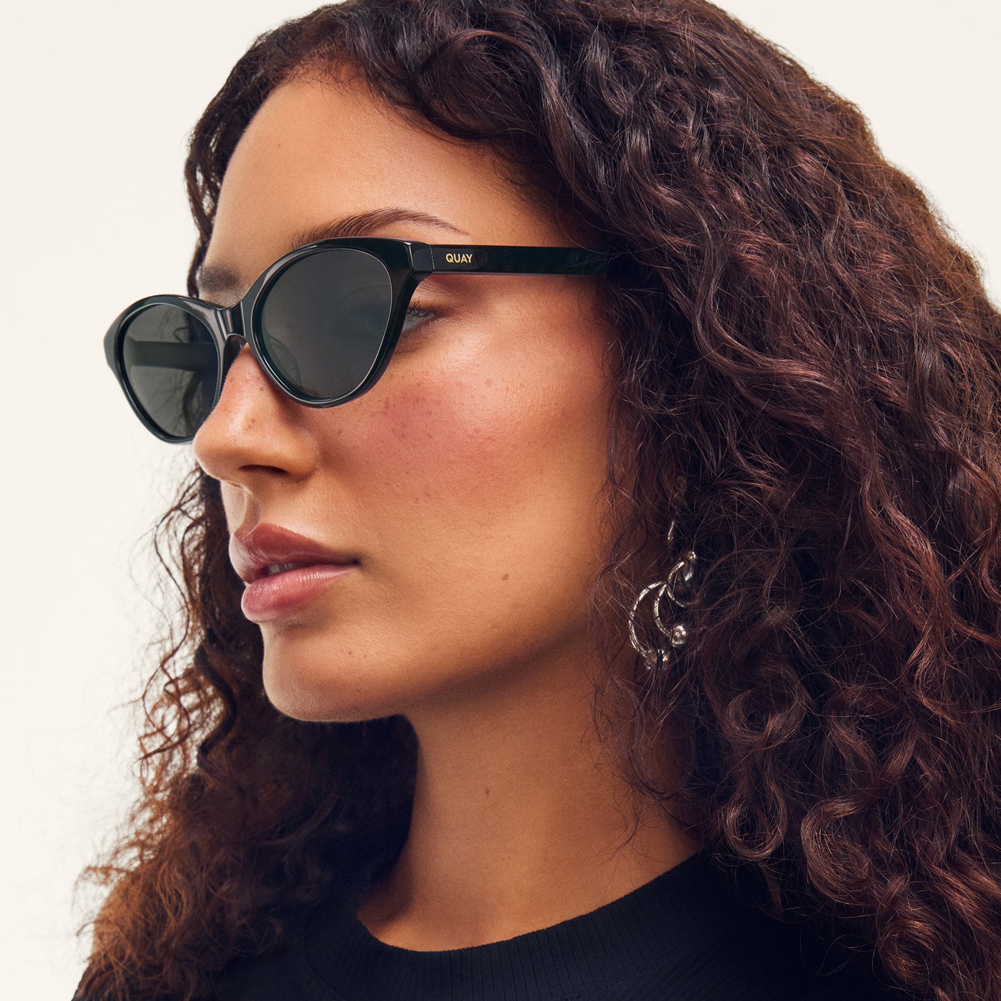 QUAY Talk Nice Sunglasses - Bone/Tan