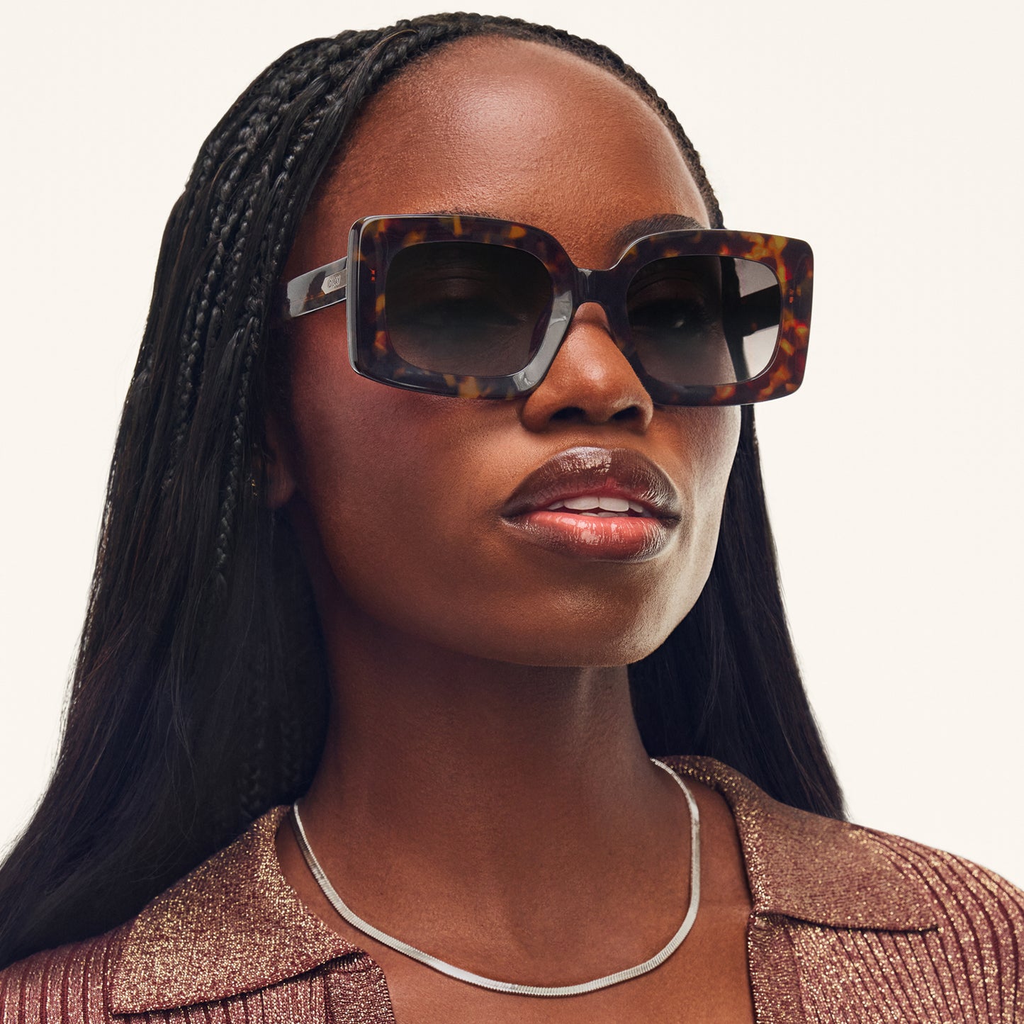 QUAY Talk Show Sunglasses - Black/Smoke