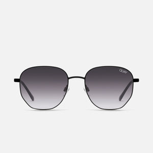 QUAY Big Time Sunglasses - Black/Smoke Polarized