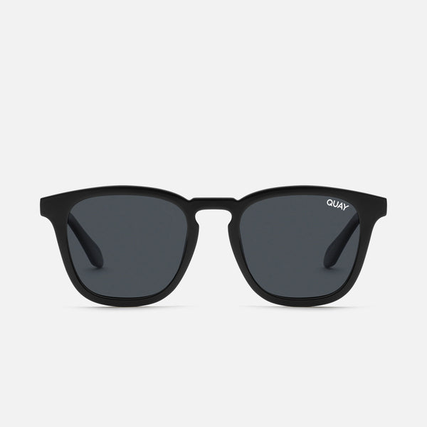 QUAY Jackpot Sunglasses - Black/Smoke Polarized