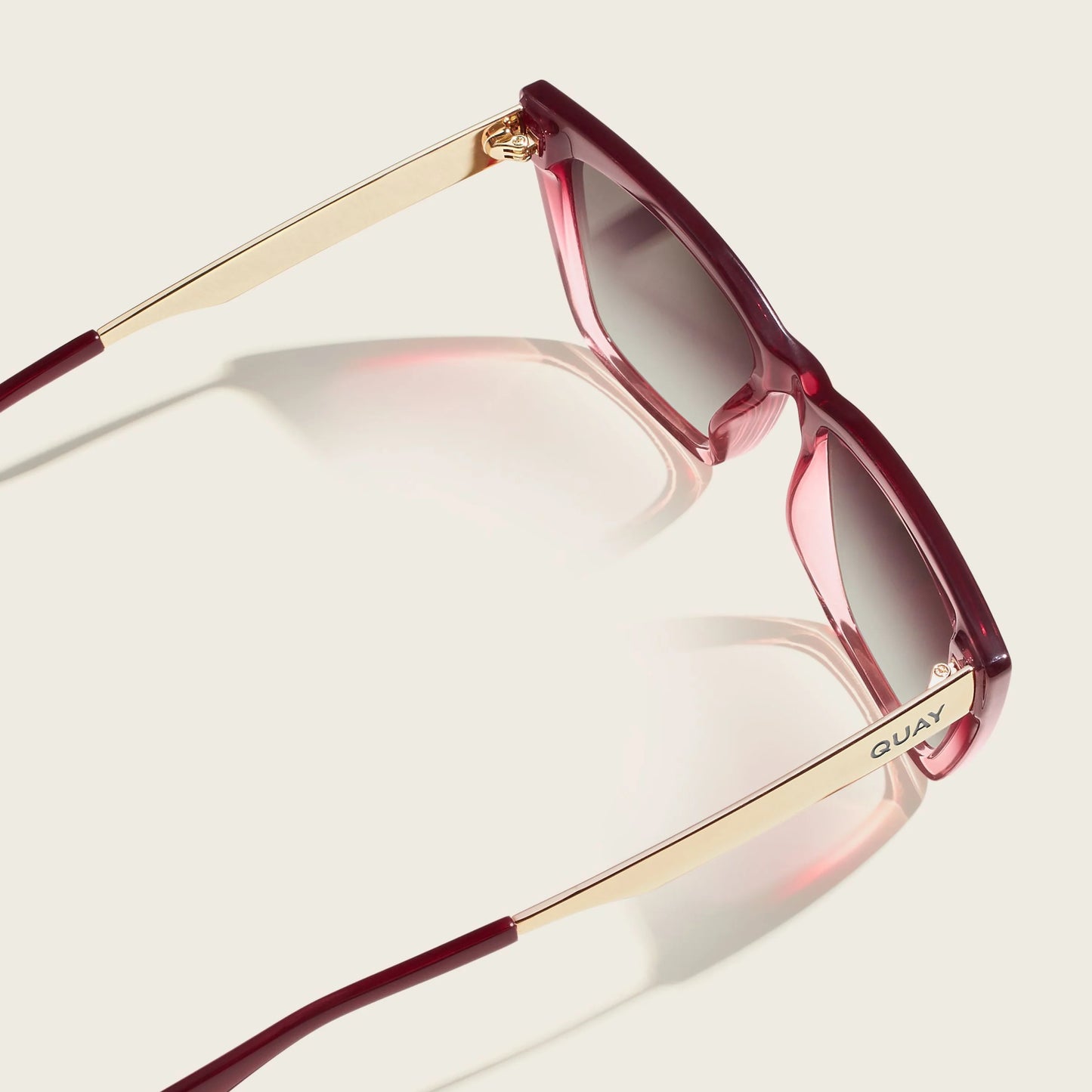 QUAY Call The Shots Remixed Sunglasses  - Rouge Ombre/Dark Brown