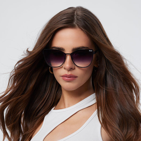 QUAY In Pursuit Sunglasses - Black/Fade