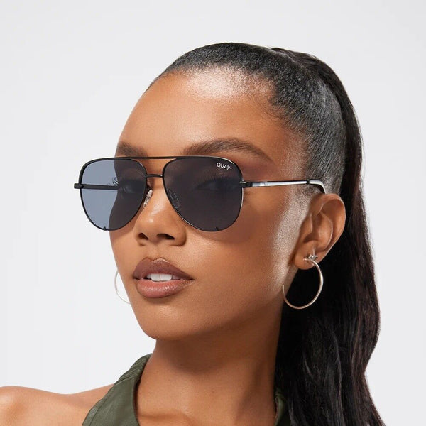 QUAY High Key Large Sunglasses - Black/Smoke