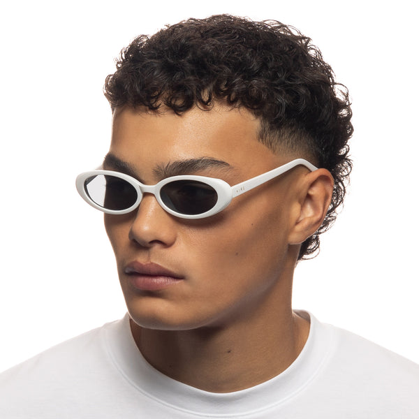 AIRE Fornax - White