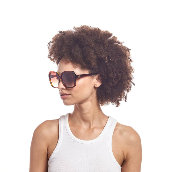 LE SPECS Frofro Alt Fit Square Sunglasses - Toffee Tort | PresenceConcept.com